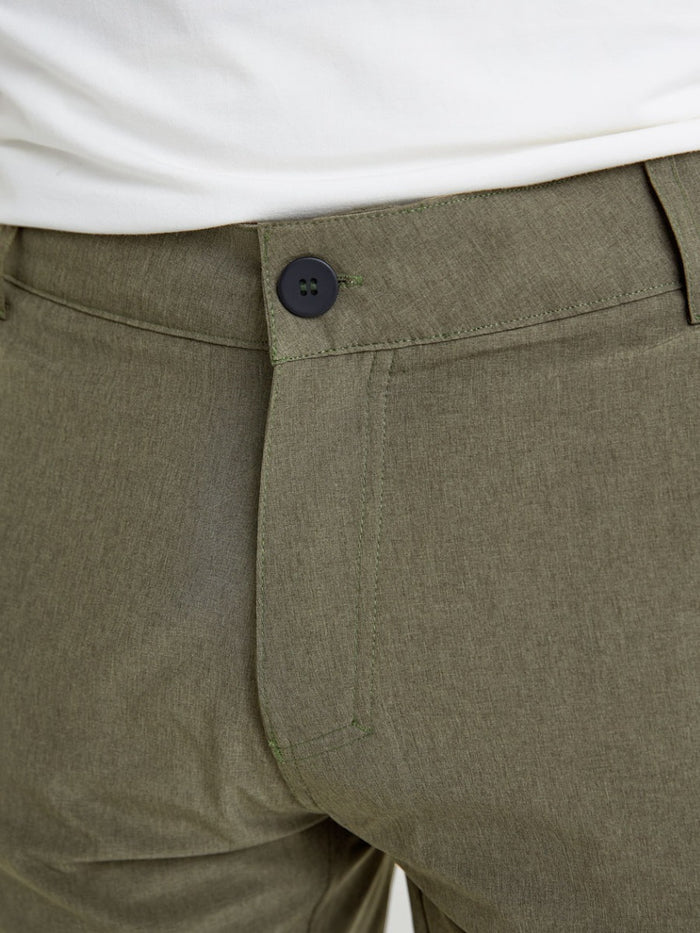 BERMUDA URBAN INVICTUS WALK MASC VERDE 40